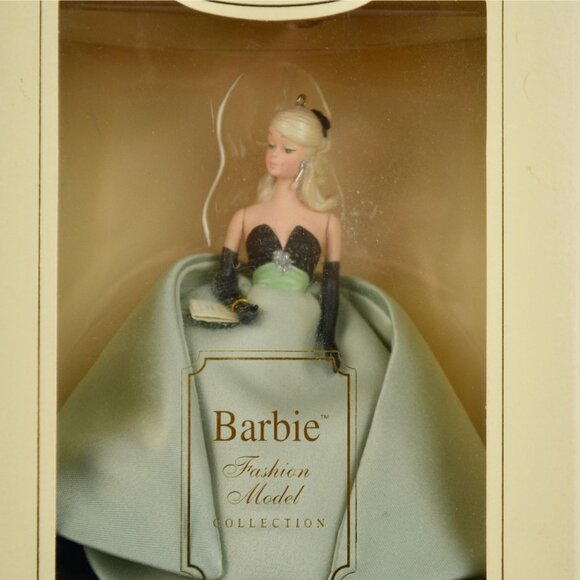 Hallmark Barbie Lisette Christmas Ornament In Box Vintage 2003 - Picture 3 of 6